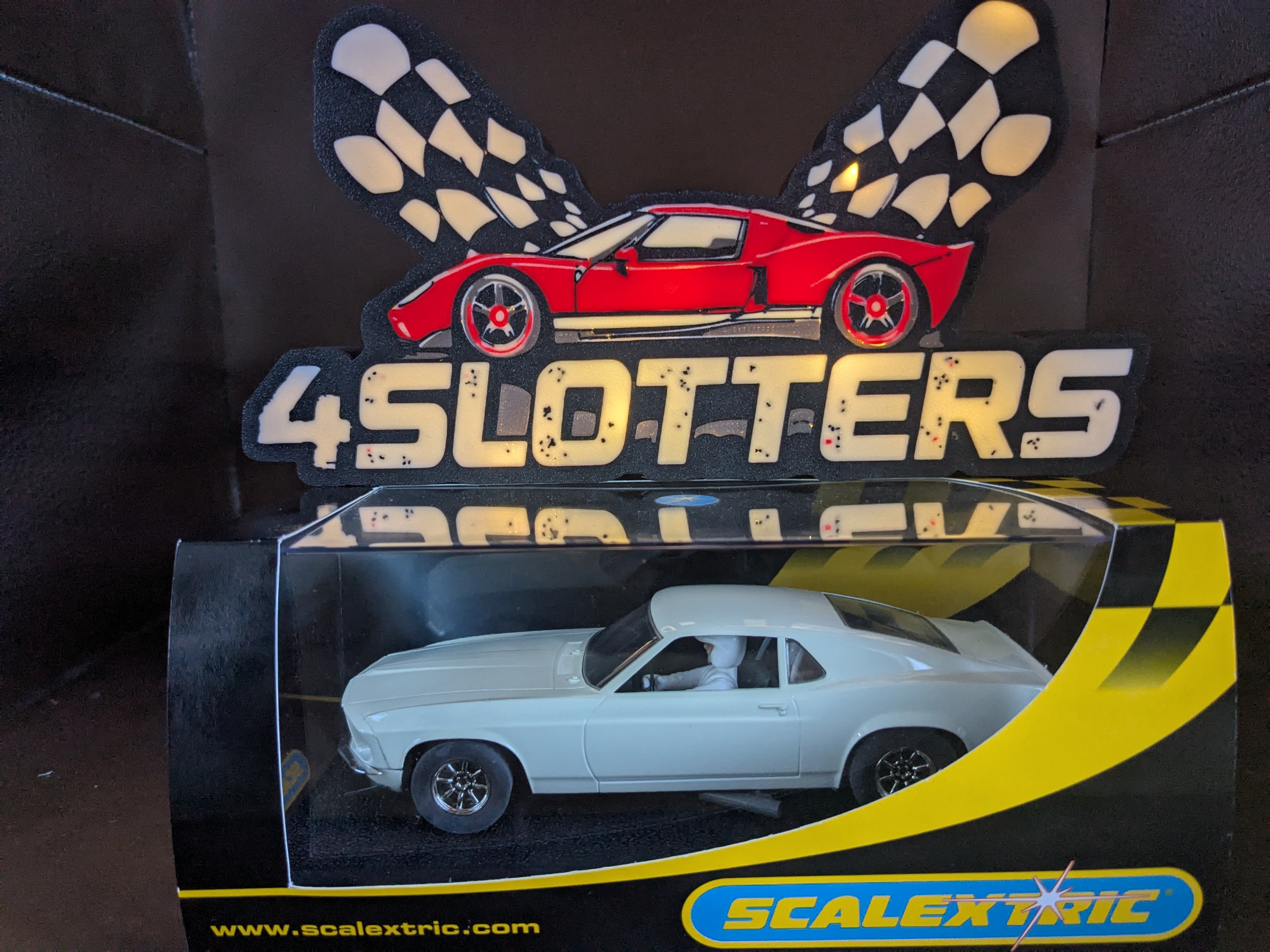 Scalextric Ford Mustang Boss 302 White Kit 1969