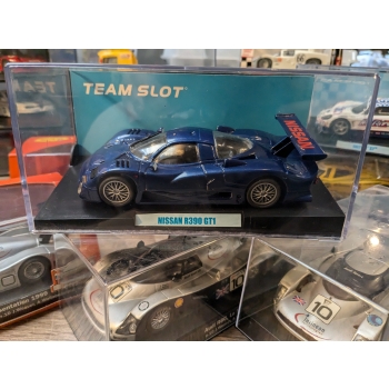 Teamslot Nissan R390 GT1 Roadcar