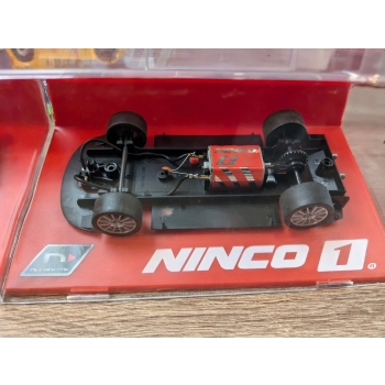 Ninco Chevrolettte Corvette Chassis Complete with running gear Ninco 1