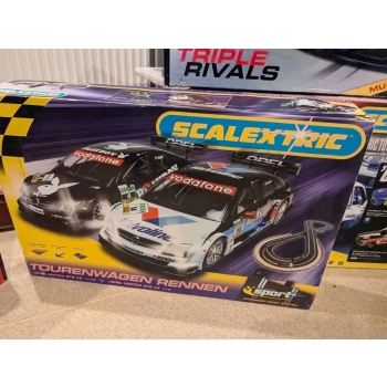 Scalextric SET Tourwagen Rennen Opel Vectra 2x 
