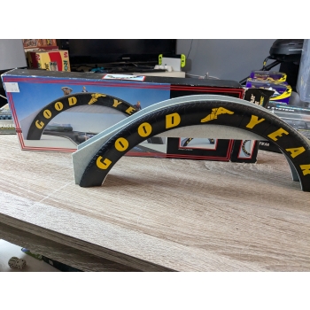 Scalextric Goodyear Bridge