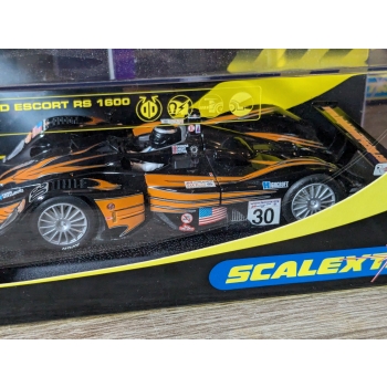Scalextric MG Lola #30 KnightHawk Racing