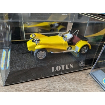 Scalextric Caterham 7 #8 Racing Yellow