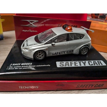 SCX Seat Leon Safety Car PACER 
