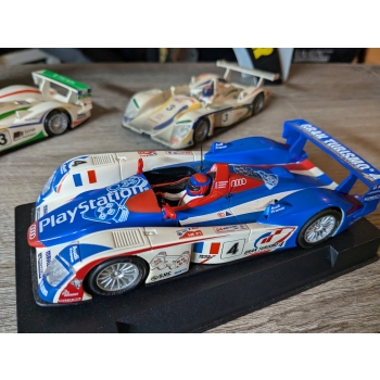 SCX Audi R8 #4 Playstation