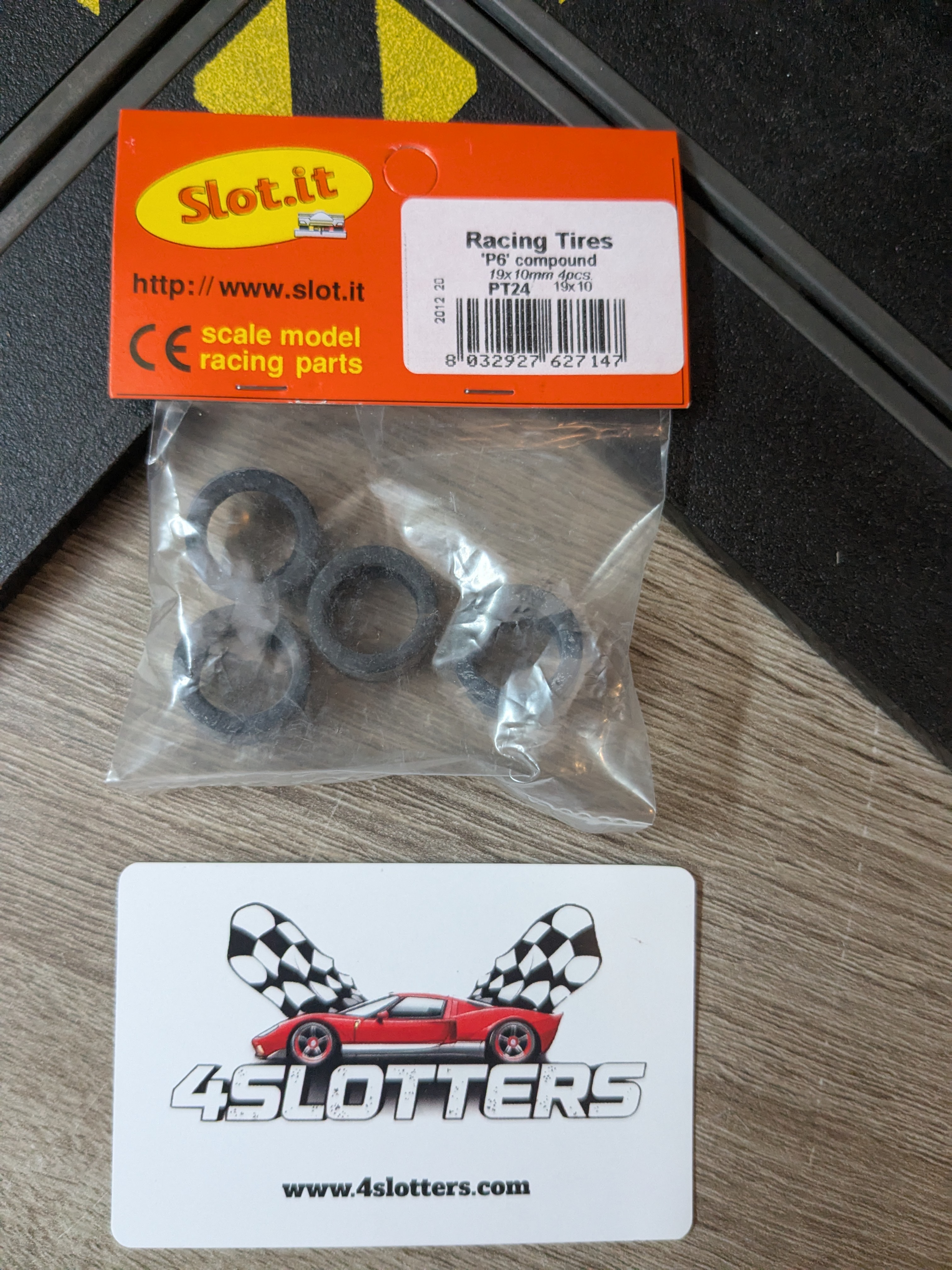 Racing Tires Slot.It P6 compound 19x10 PT24 4 pieces