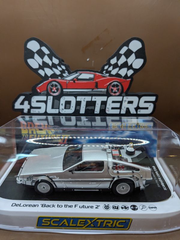 Scalextric DeLorean BACK TO THE FUTURE 2