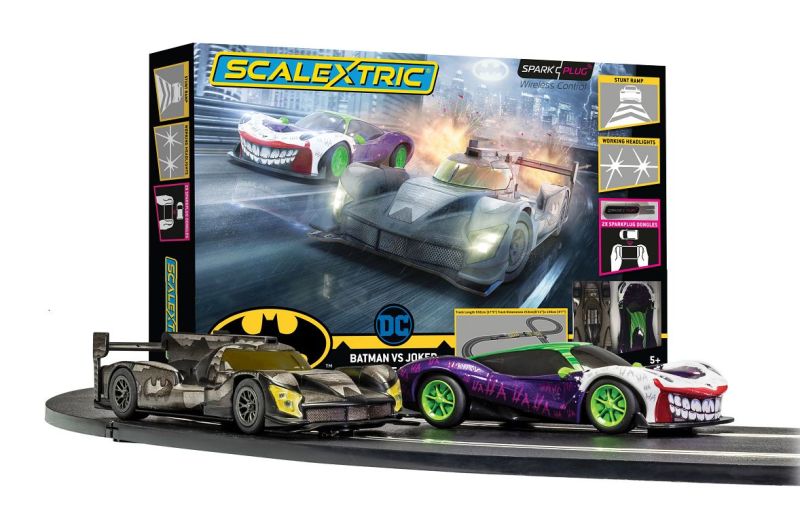 Scalextric SET Spark Plug - Batman vs Joker Slot Car Racing Set C1415M