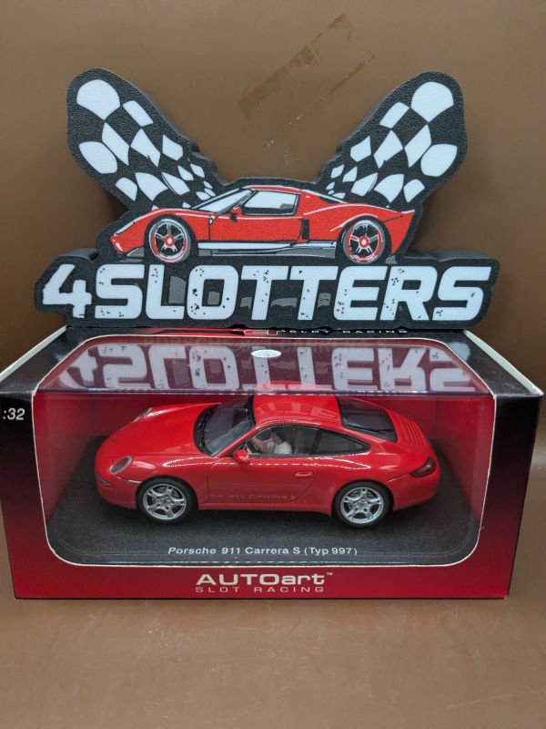 Autoart Porsche 911 GT3R(996) Red