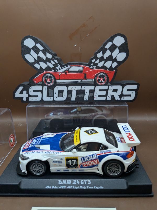 NSR BMW Z4 GT3 #17 Liqui Moly 24h Dubai 2011
