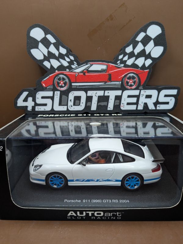 Autoart Porsche 911 (997) GT3 RS White Blue Stripe